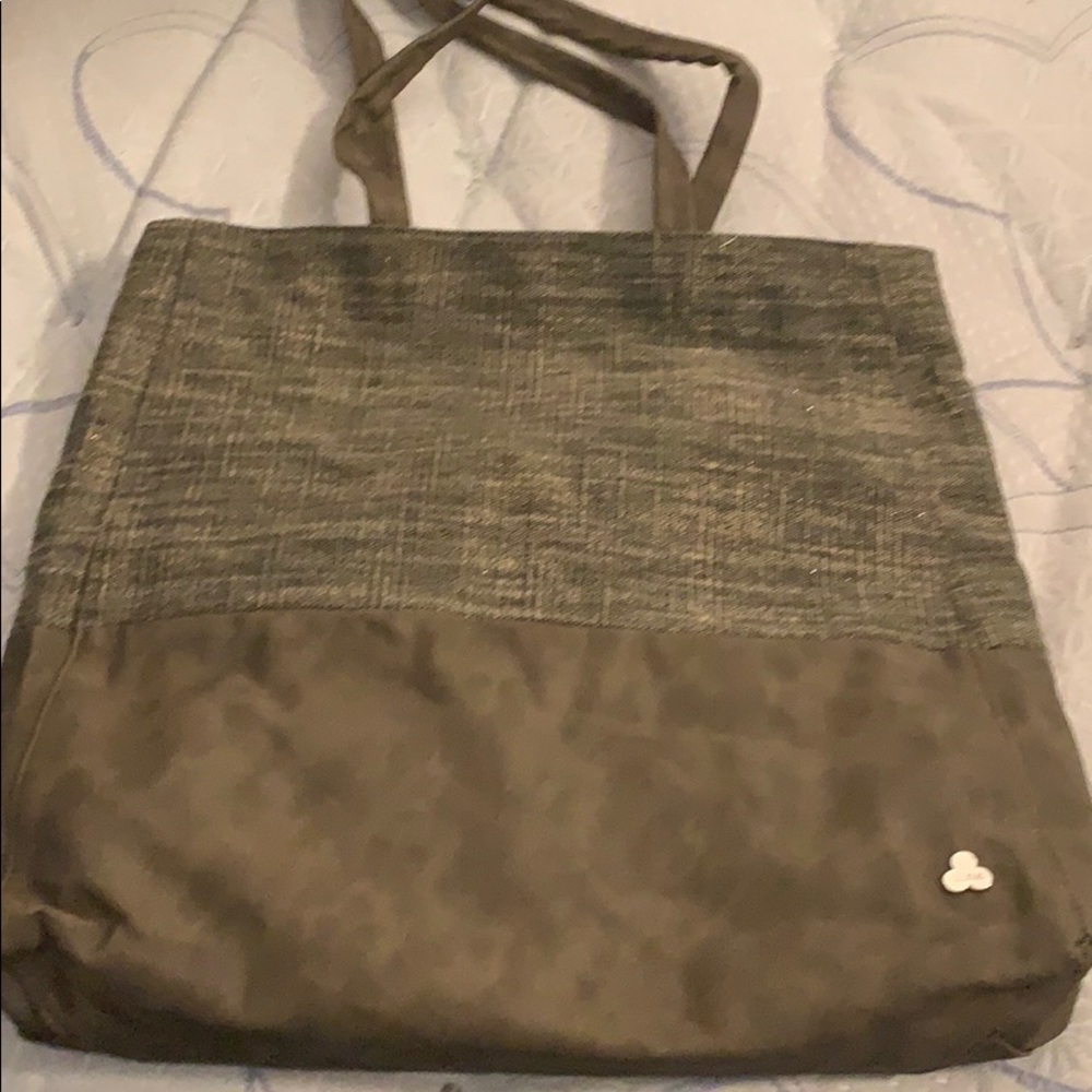 Clava bag! Small tote or large purse, you decide.